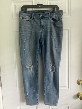 Judy Blue Relaxed Fit Distressed/Paint Splash  Light Blue Jeans, Size 15/32